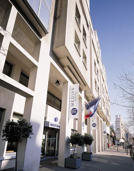 Median Paris Porte de Versailles