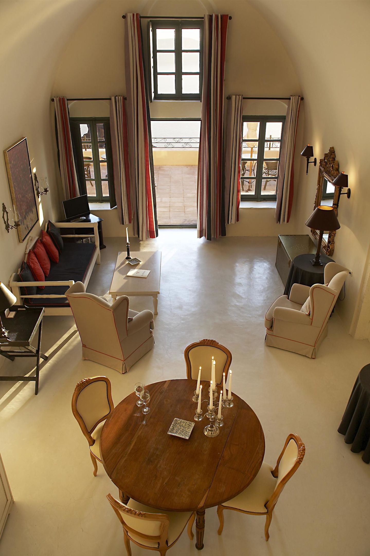 La Maltese Oia Luxury Suites