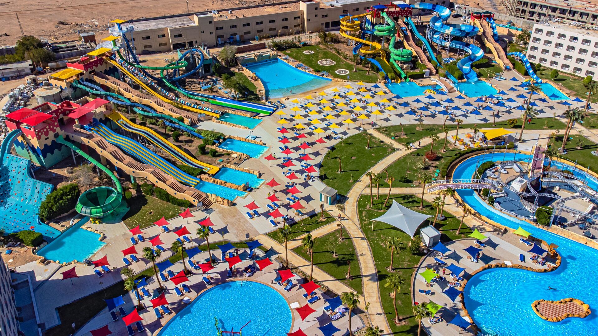 Dessole Titanic Aqua Park Resort