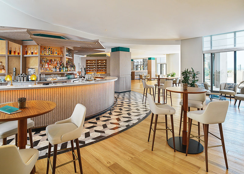 Le Meridien St. Julians Hotel & Spa
