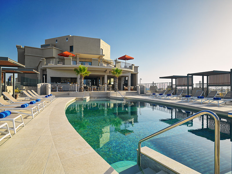 Le Meridien St. Julians Hotel & Spa
