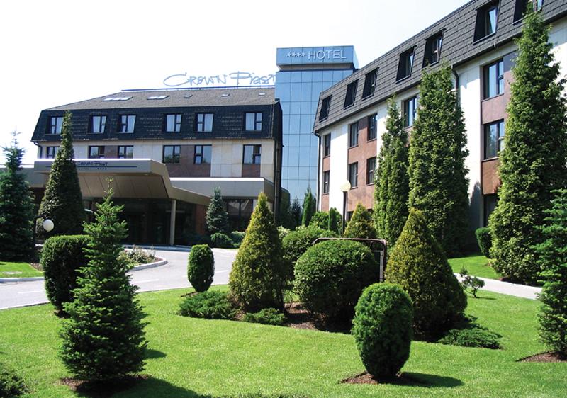 Crown Piast Hotel & Park