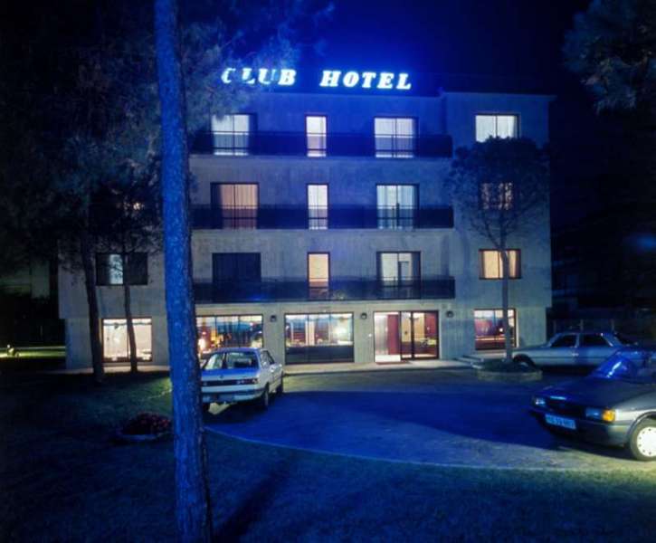 Club Hotel