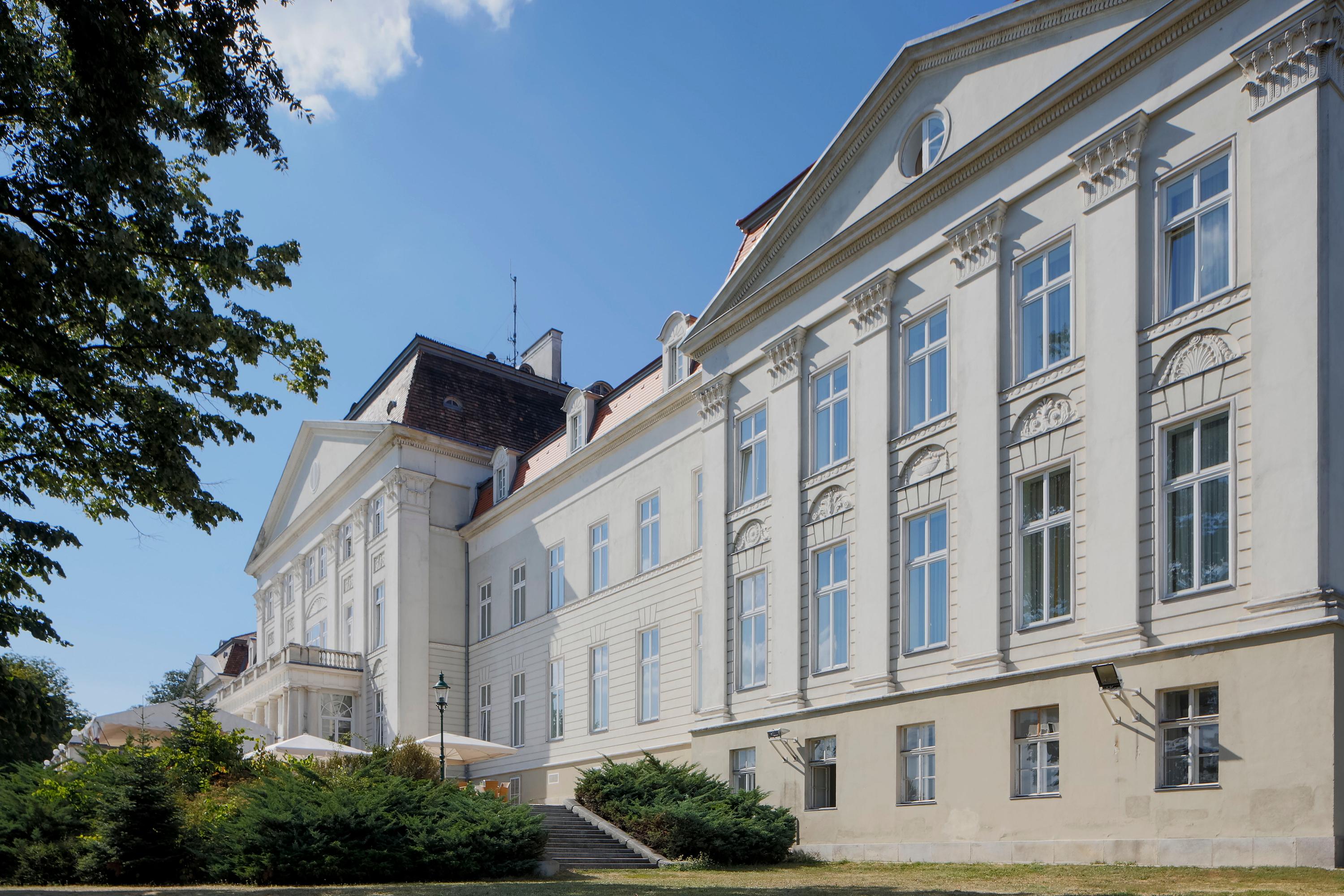 Austria Trend Hotel Schloss Wilhelminenberg