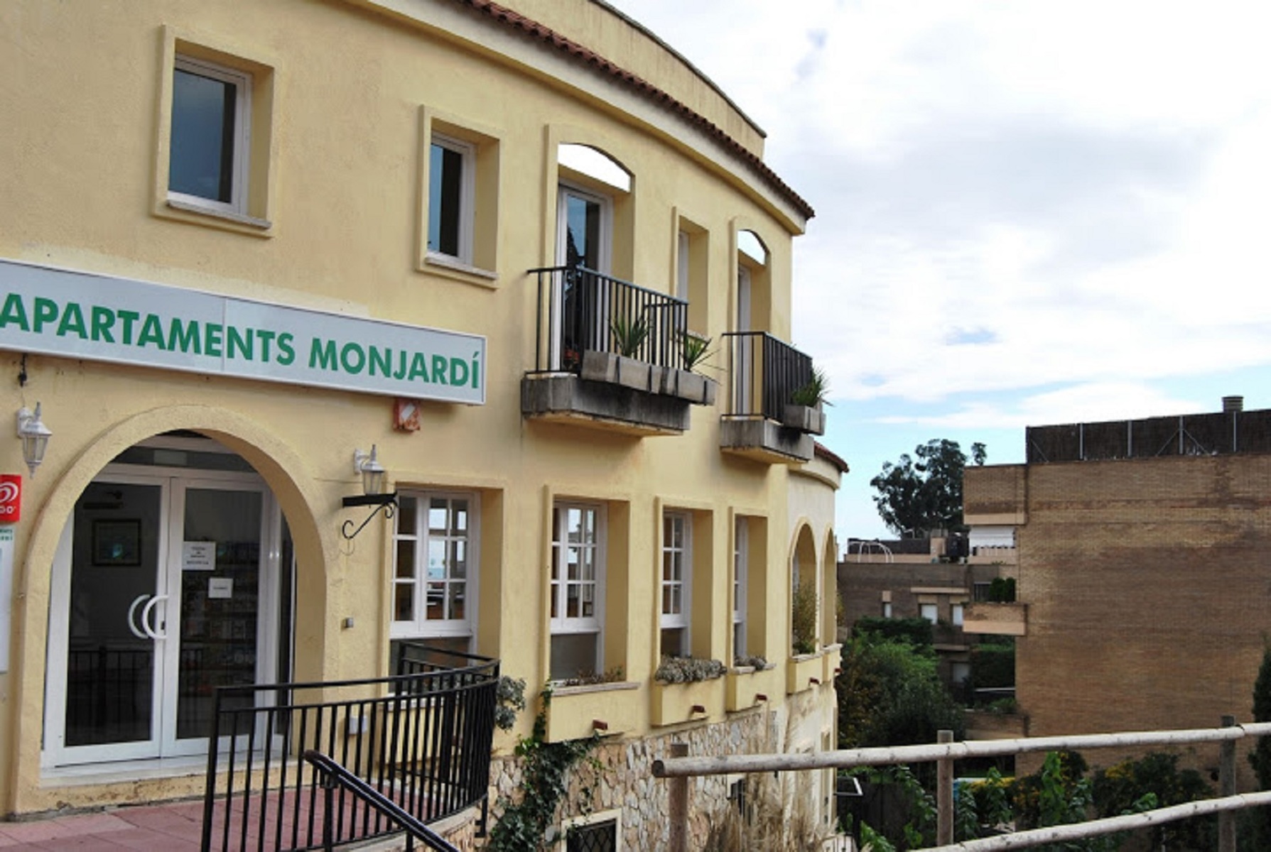 Apartments Monjardi Beach Lloret