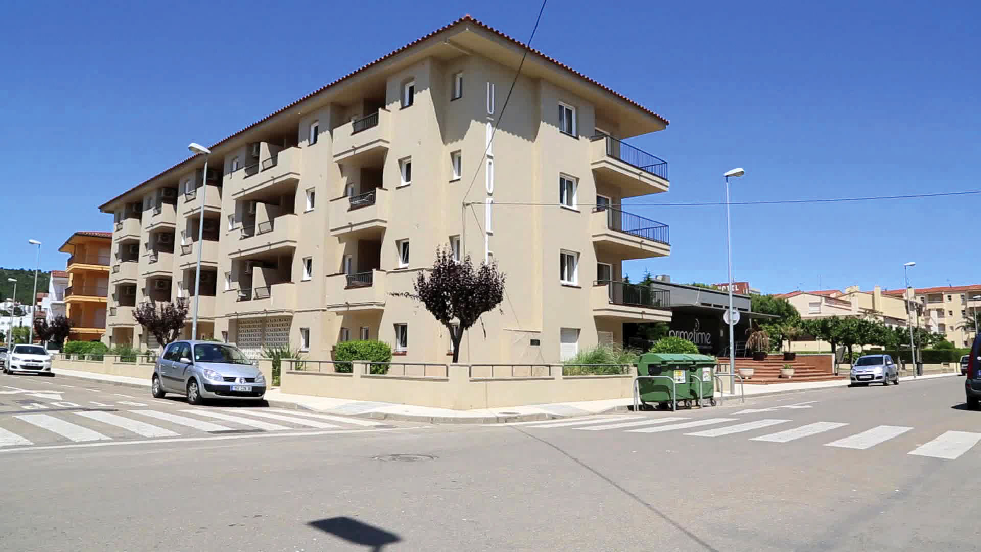 RV Tropik Apartments LEstartit