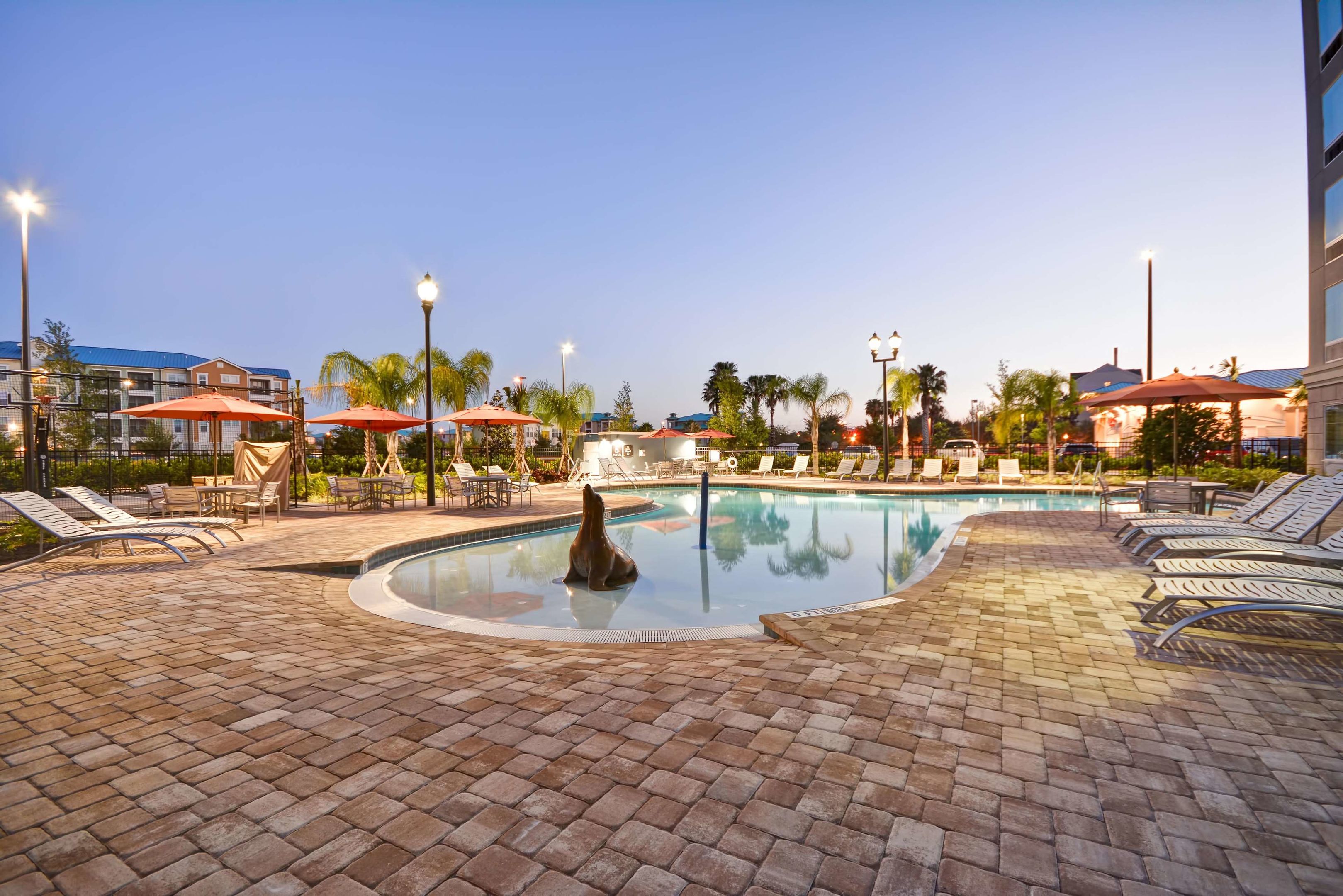 Homewood Suites by Hilton Orlando Theme Parks