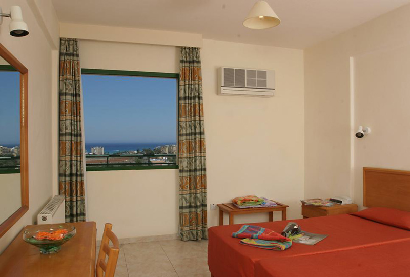 Artemis Hotel Apartments