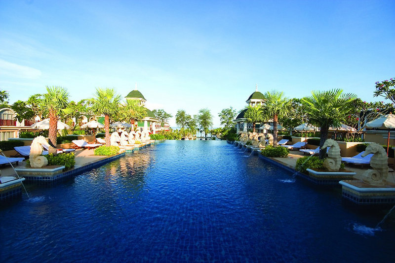 Phuket Graceland Resort & Spa