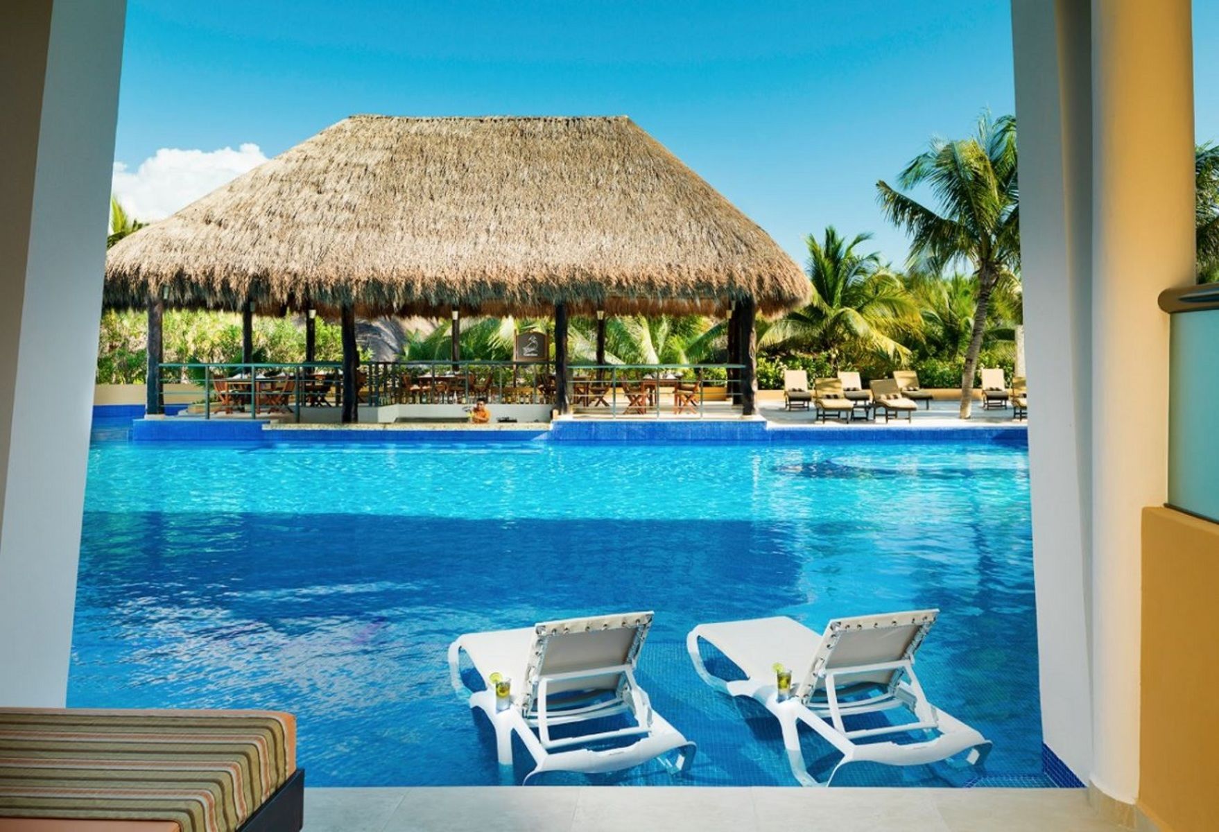 El Dorado Seaside Suites Palms Section