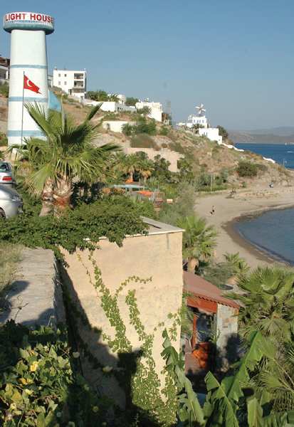 Lighthouse Beach Hotel