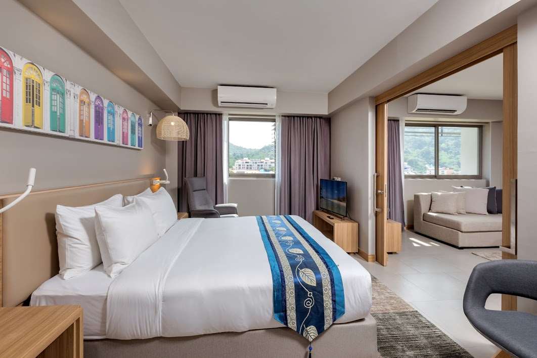 Journey Hub Hotel Phuket