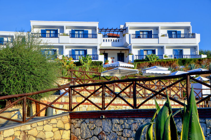 Agionissi Resort