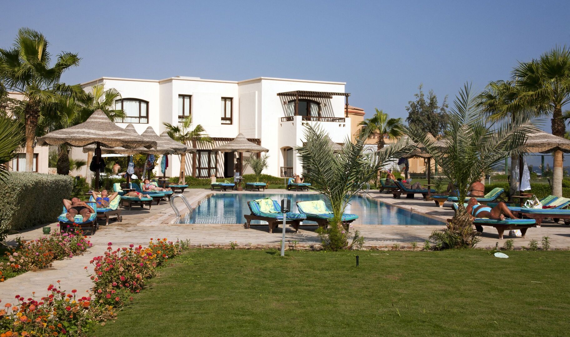 Tamra Beach Resort