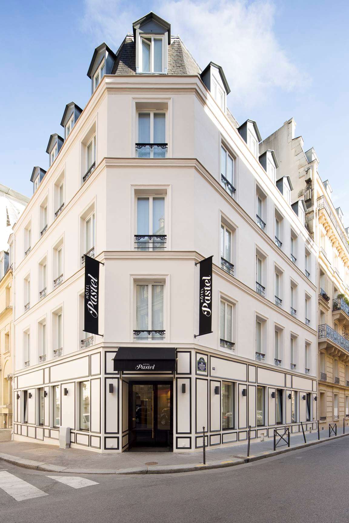 Hotel Pastel Paris