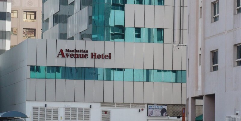 Avenue Hotel