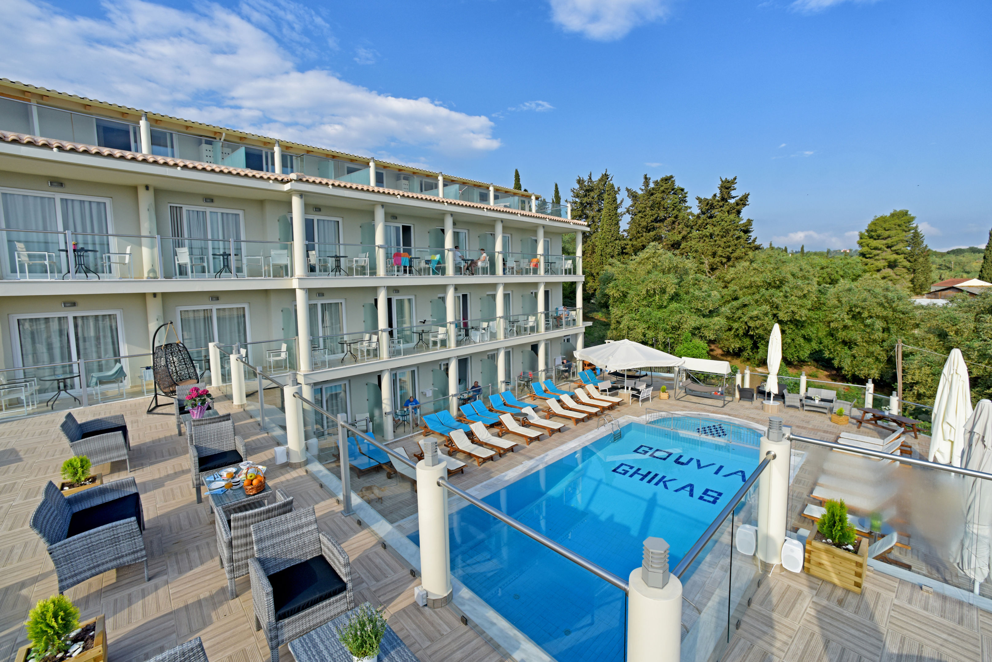 Palapart Gikas Suites And Studios Photo