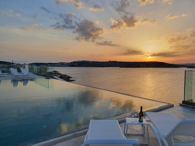 Sea View Hotel