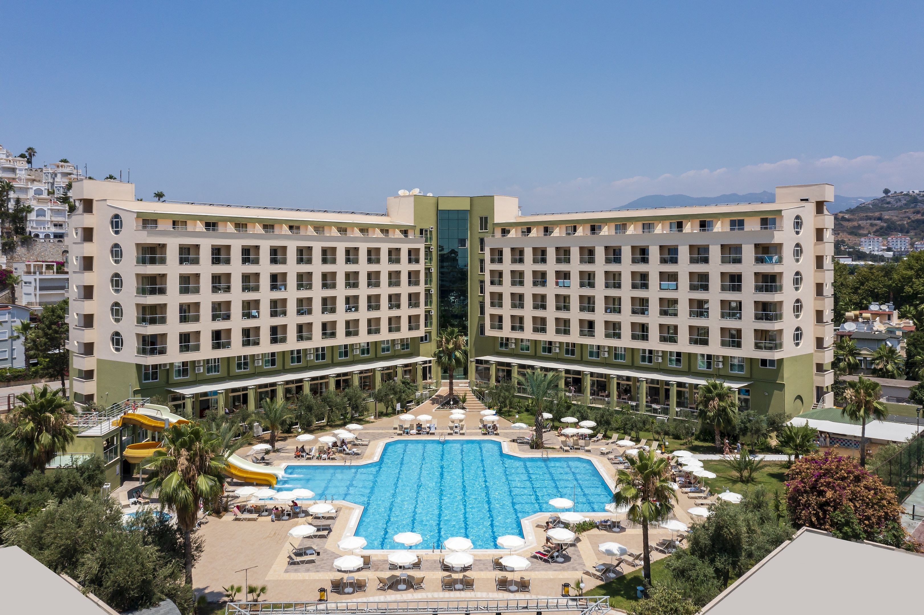 Hedef Rose Garden Hotel