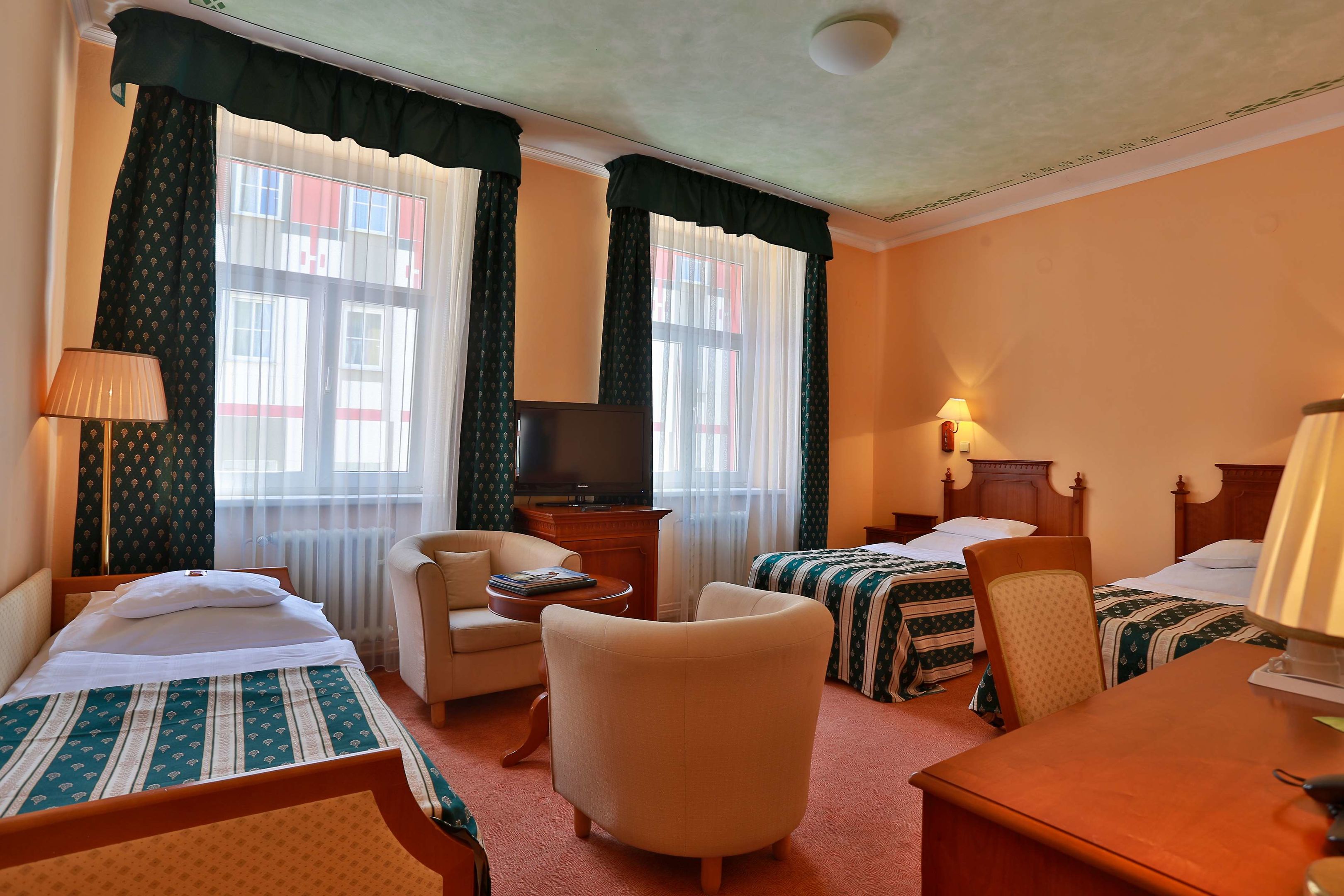 Hotel Meteor Plaza Prague Photo