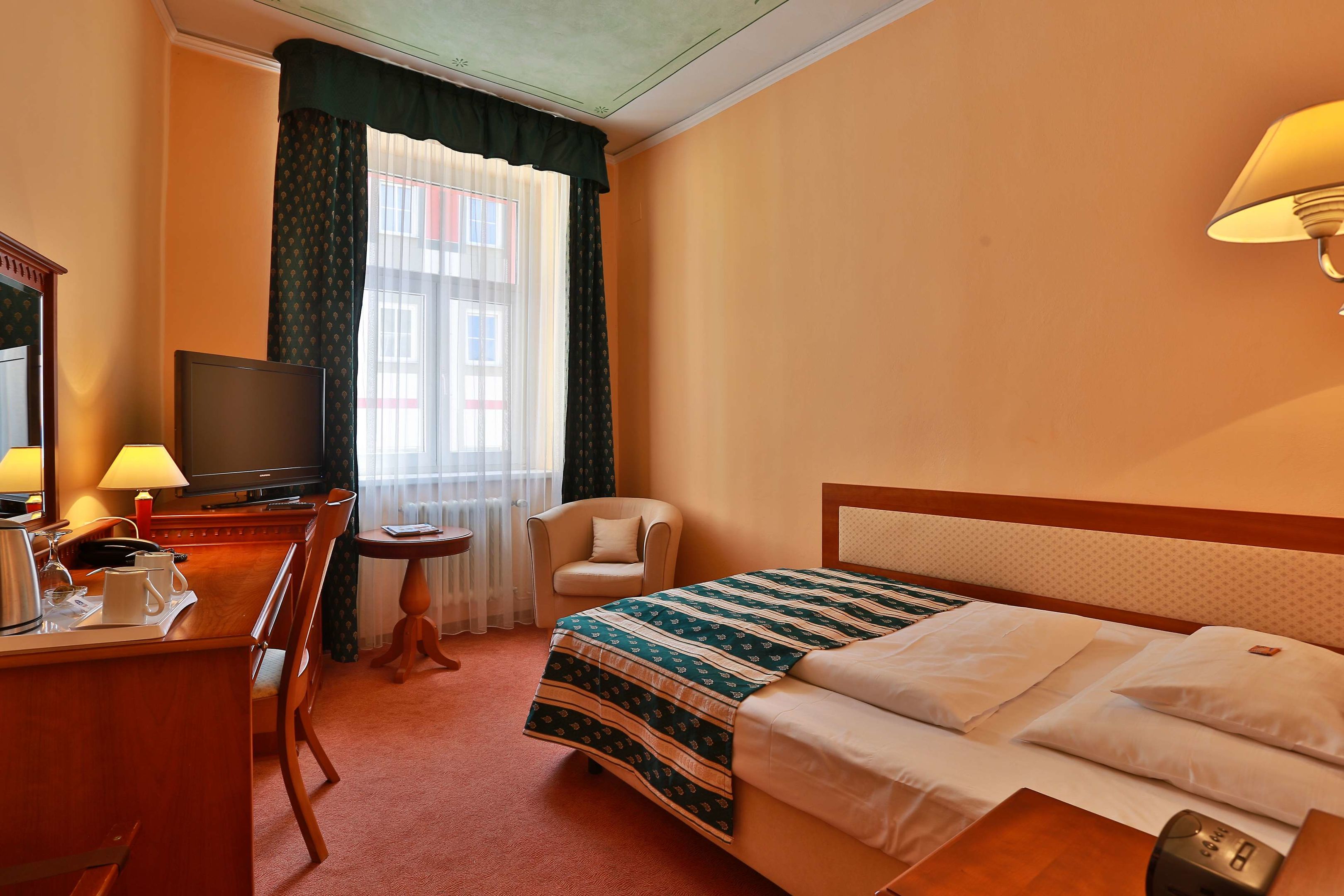 Hotel Meteor Plaza Prague Photo