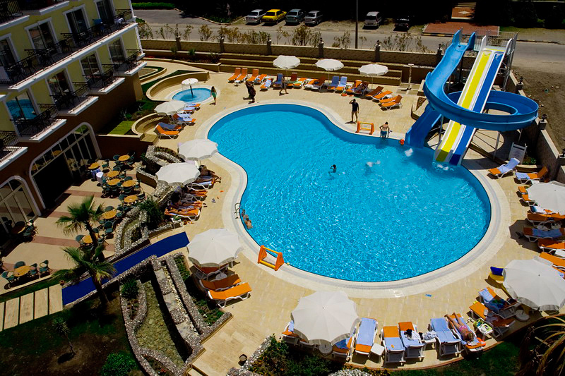 Loceanica Beach Resort Hotel