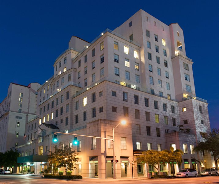 Hotel Colonnade Coral Gables, A Tribute Portfolio Hotel