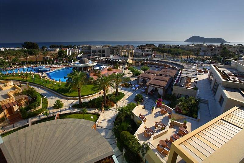 Minoa Palace Resort Spa