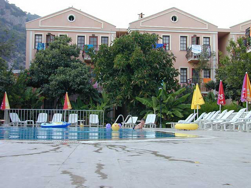 Akdeniz Beach Hotel