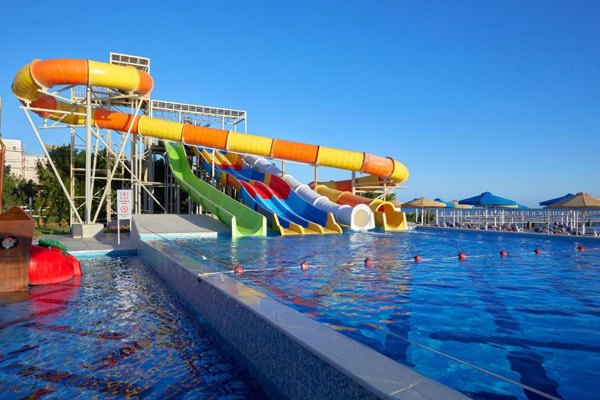 Hurghada: Beachfront All Inclusive with Waterpark - From £249pp